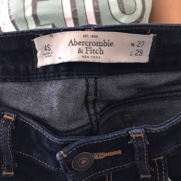 Abercrombie and Fitch jeans W 27 L 29 - Picture 2 of 2